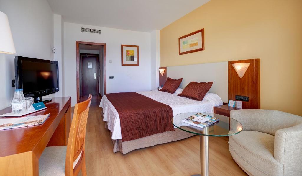 Cm Playa Del Moro Otel Cala Millor  Dış mekan fotoğraf