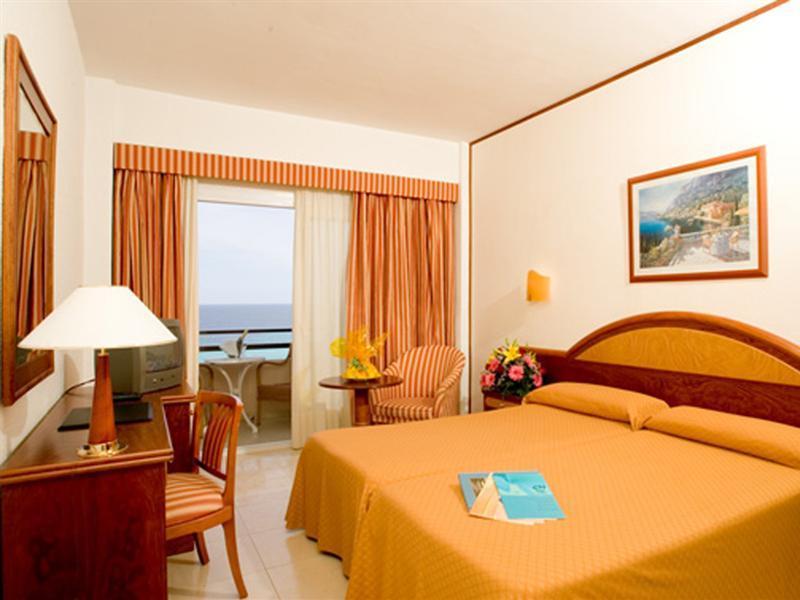 Cm Playa Del Moro Otel Cala Millor  Dış mekan fotoğraf