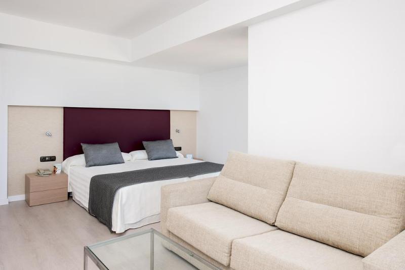 Cm Playa Del Moro Otel Cala Millor  Dış mekan fotoğraf